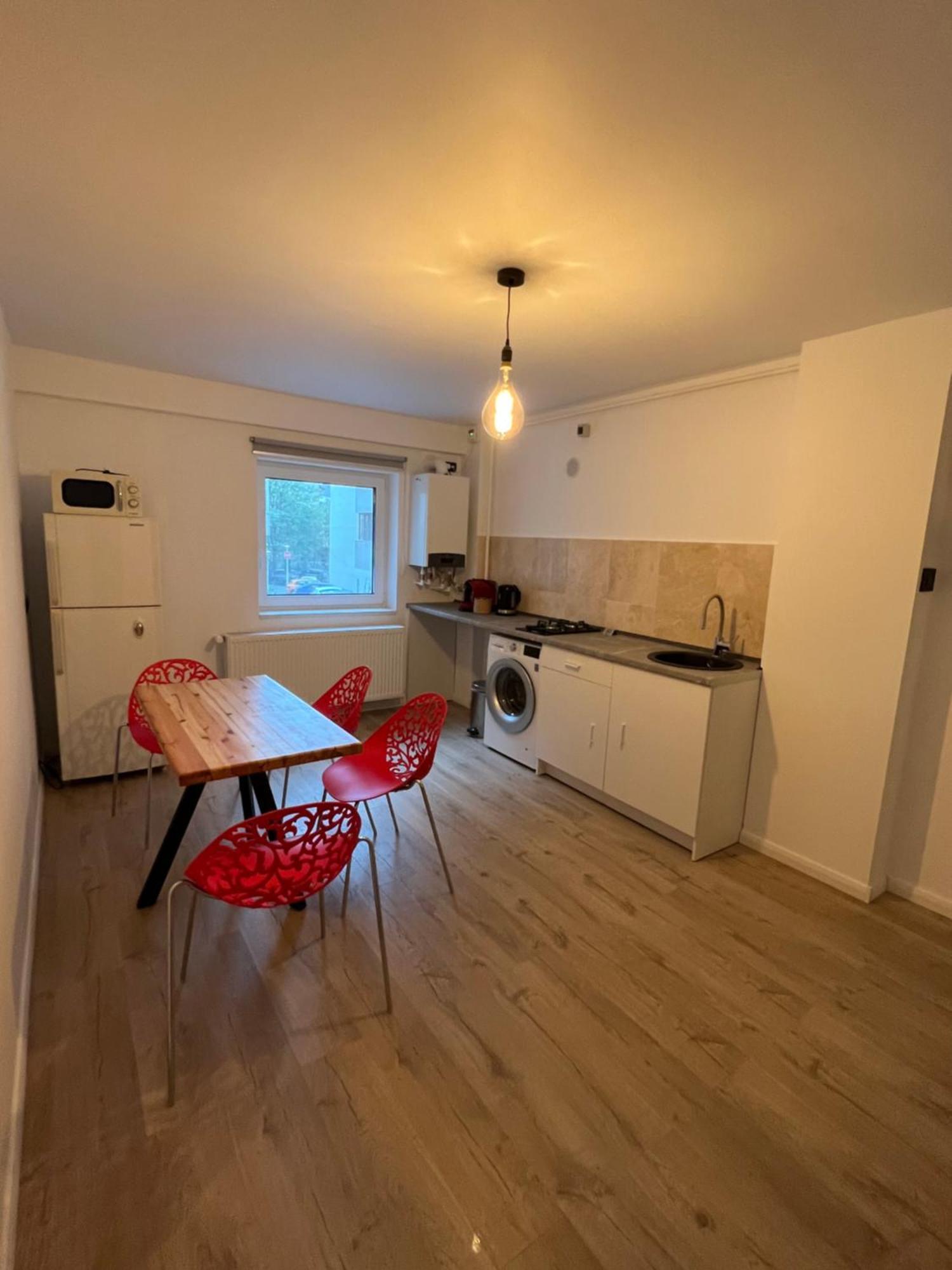 Ella Apart Apartment Constanta Exterior photo
